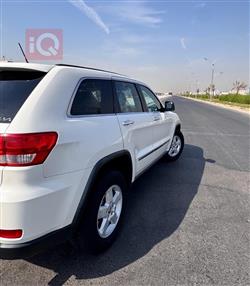 جیپ گراند شیرۆکی